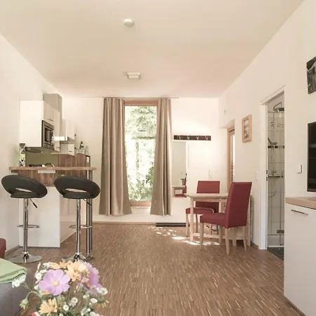 Ferienwohnung am Weingut Eisenbock Strass  Exterior foto